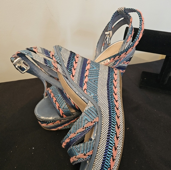 Gianni Bini Blue and Pink Espadrilles with Intricate Straps - Picture 3 of 6